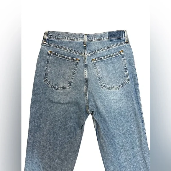 Abercrombie & Fitch Ultra High Rise 90s Straight Jeans – Medium Wash (31 / 12X) - Picture 10 of 10